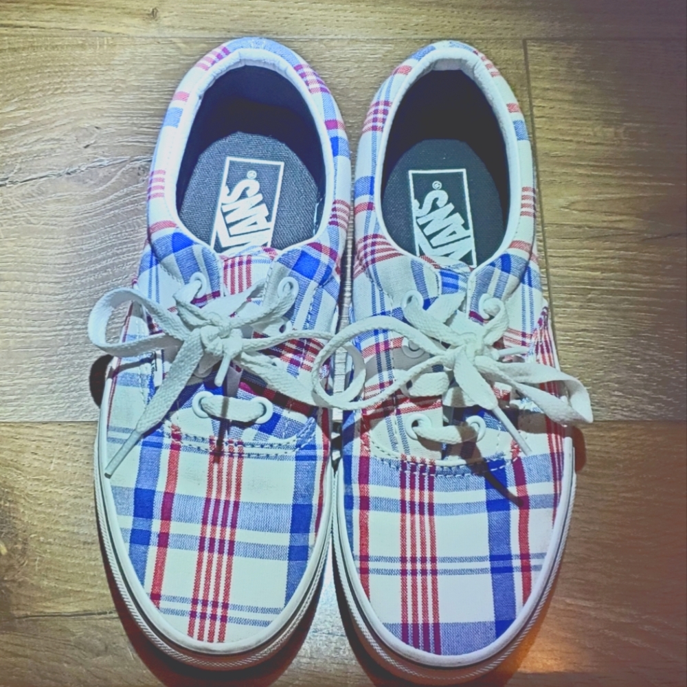 Vans red white blue plaid size 5.0 men's, 6.5 women's worn twice